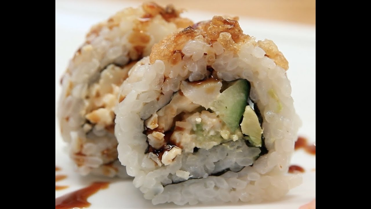 Order Crunchy Roll with 6 Pieces Scallop food online from Asia Nine store, Washington on bringmethat.com