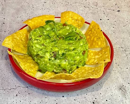 Order Guacamole & Chips food online from Cancun Sabor Mexicano store, Berkeley on bringmethat.com
