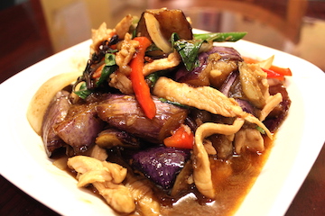 Order Pad Ma Kuer food online from Chai Thai Noodles store, Hayward on bringmethat.com