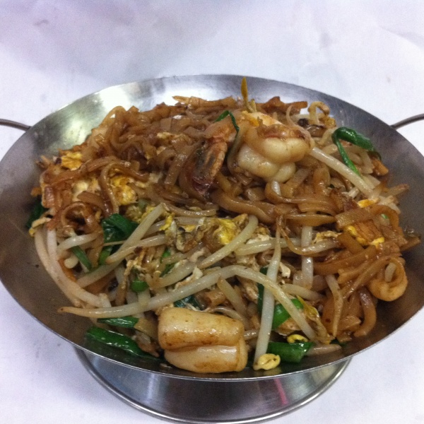 Order 78. Chow Kueh Teow food online from Pinang store, Forest Hills on bringmethat.com