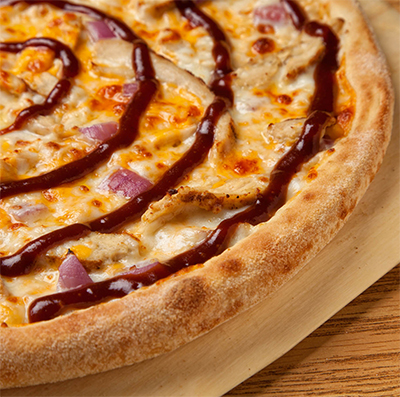 Order Medium BBQ Chicken Pizza food online from Eureka Pizza store, Siloam Springs on bringmethat.com