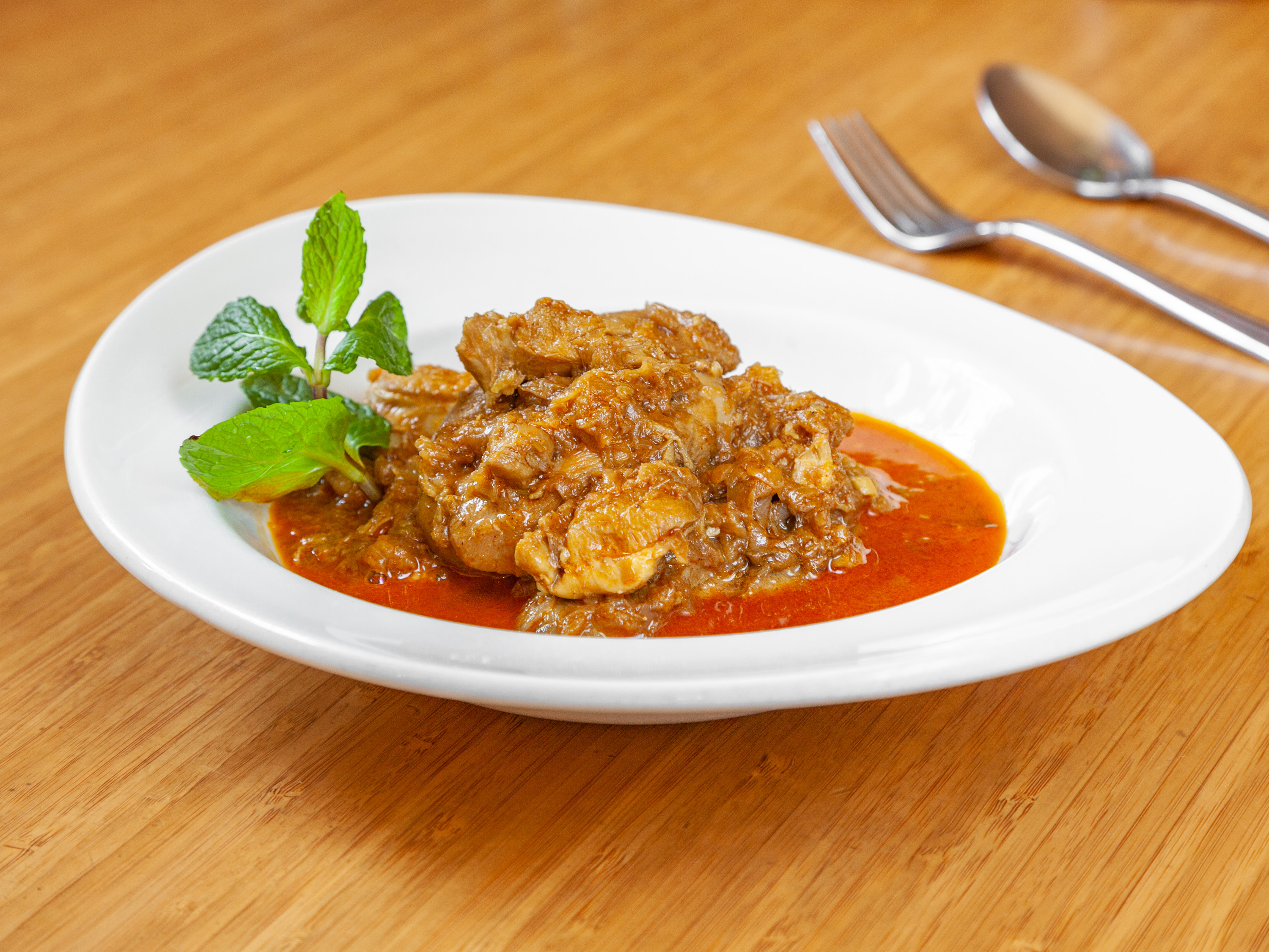 Order Rangoon Chicken Curry food online from Royal Rangoon store, Berkeley on bringmethat.com