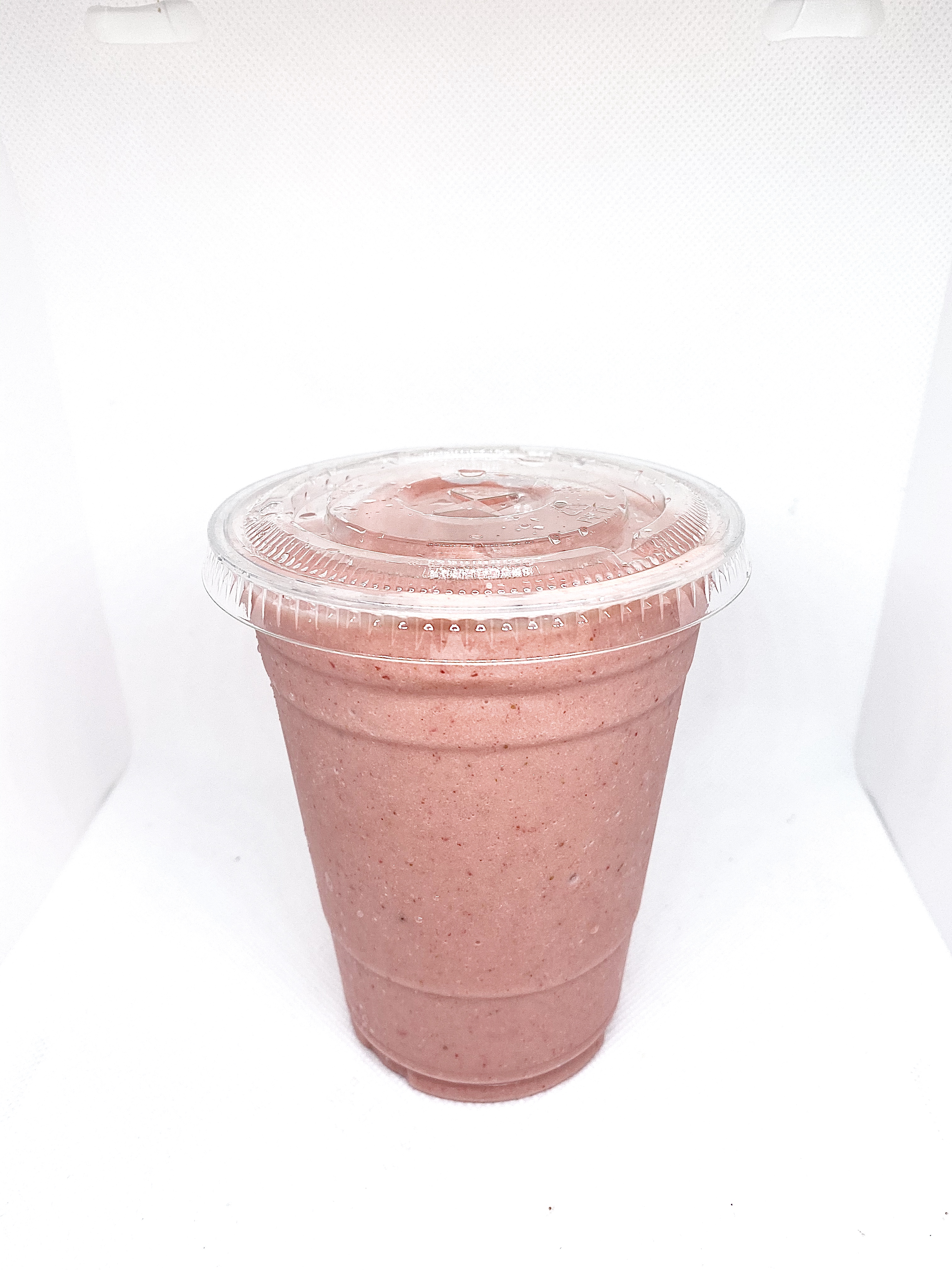 Order Strawberry Bananza Smoothie food online from The Berry Beet Juice Bar store, Phoenix on bringmethat.com