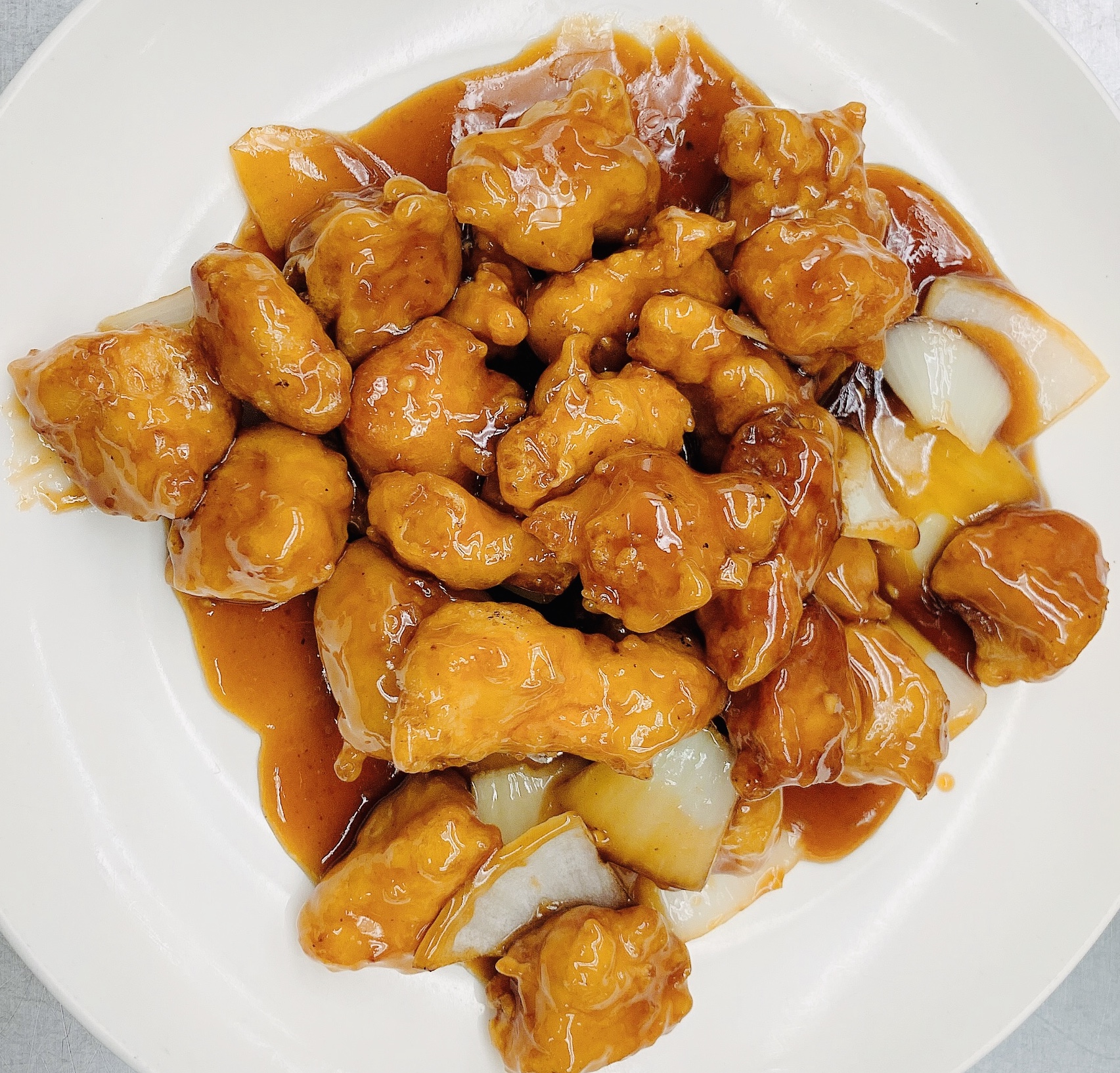 Order HS6. Orange Chicken Dinner food online from Pho Saigon store, Youngstown on bringmethat.com
