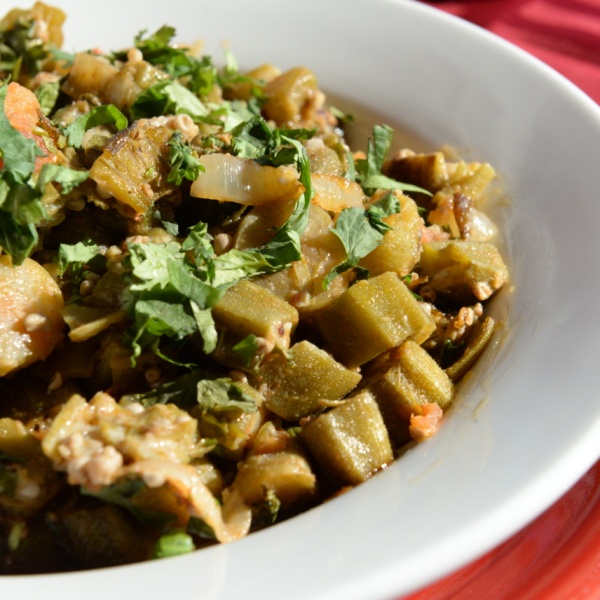 Order 26. Bhindi Masala food online from City Kabob & Curry House store, Arlington on bringmethat.com