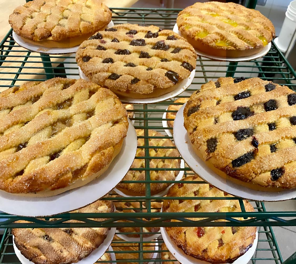 Order Fruit Pies food online from Mozzicato Depasquale Bakery Pastry Shop & Cafe store, Wallingford on bringmethat.com