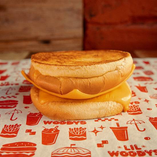 Order GRILLED CHEESE food online from Lil Woody's store, Seattle on bringmethat.com
