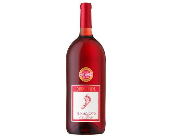 Order Barefoot Red Moscato Wine, 1.5L bottle (9% ABV) food online from Central Liquor Market store, Los Angeles on bringmethat.com