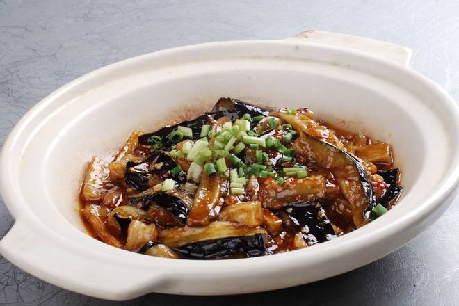 Order Braised Eggplant w/ Garlic Sauce food online from Northern Cafe Brentwood store, Los Angeles on bringmethat.com