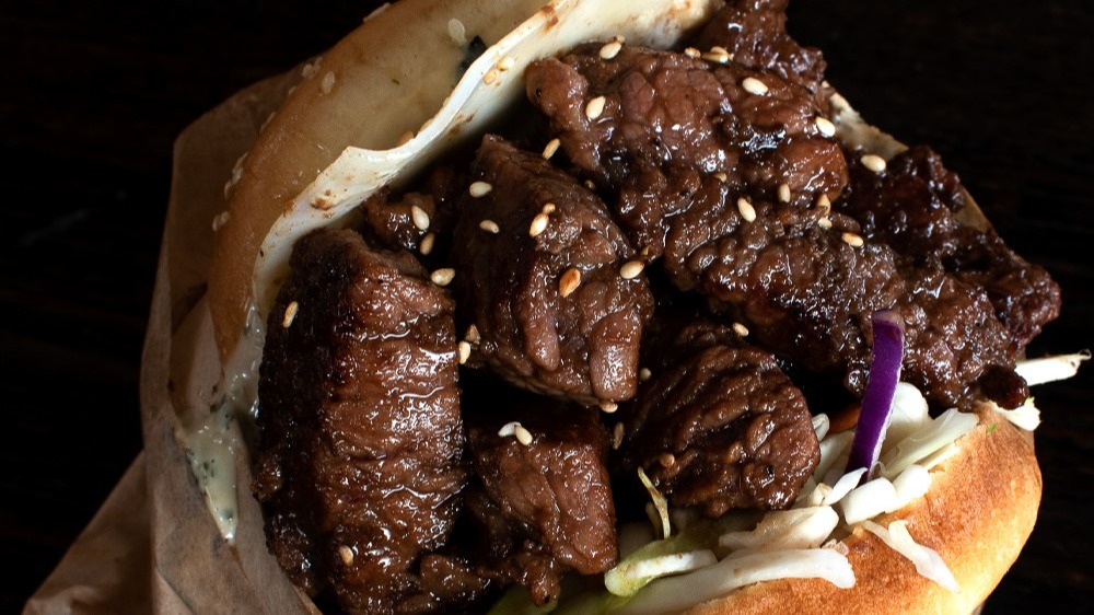 Order Short Rib Bun Burger food online from Koja Kitchen store, Cupertino on bringmethat.com