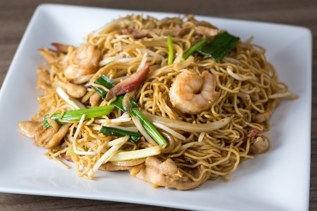 Order Chef Skinny Noodles food online from Golden Dragon store, Elk Grove on bringmethat.com
