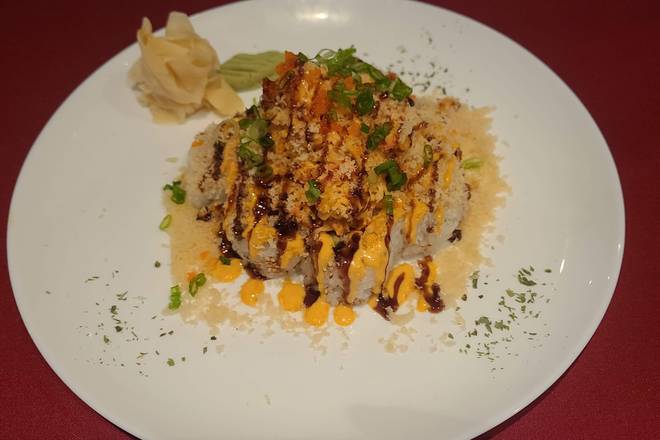 Order Spicy Mountain Tuna Roll food online from Pacific Rim Bistro store, Atlanta on bringmethat.com
