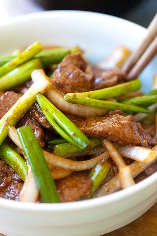 Order Beef with Scallions and Ginger food online from Chopstix store, Brooklyn on bringmethat.com