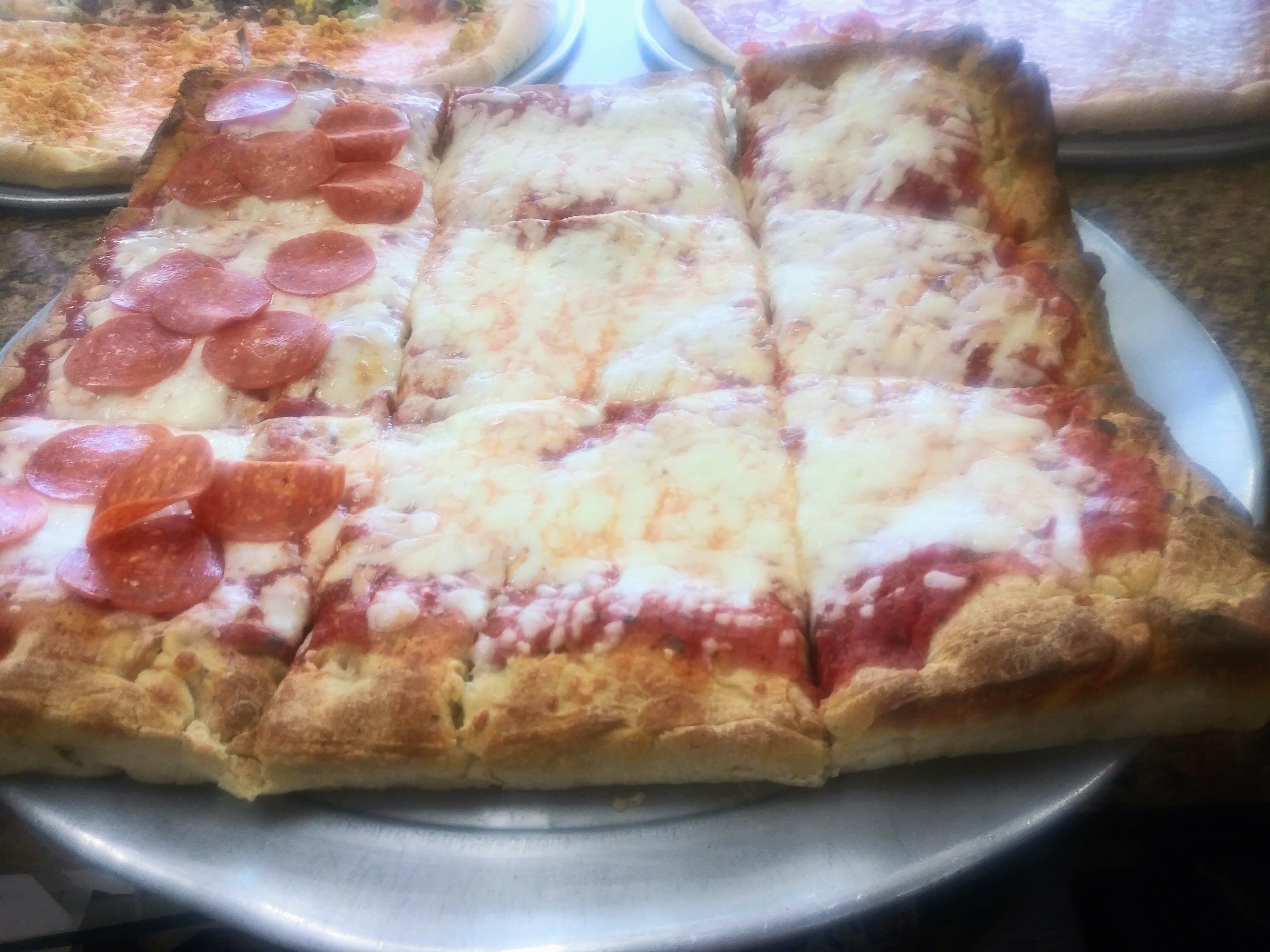 Order Sicilian Cheese Pizza - Square 16'' food online from G's Pizzeria store, Elkton on bringmethat.com