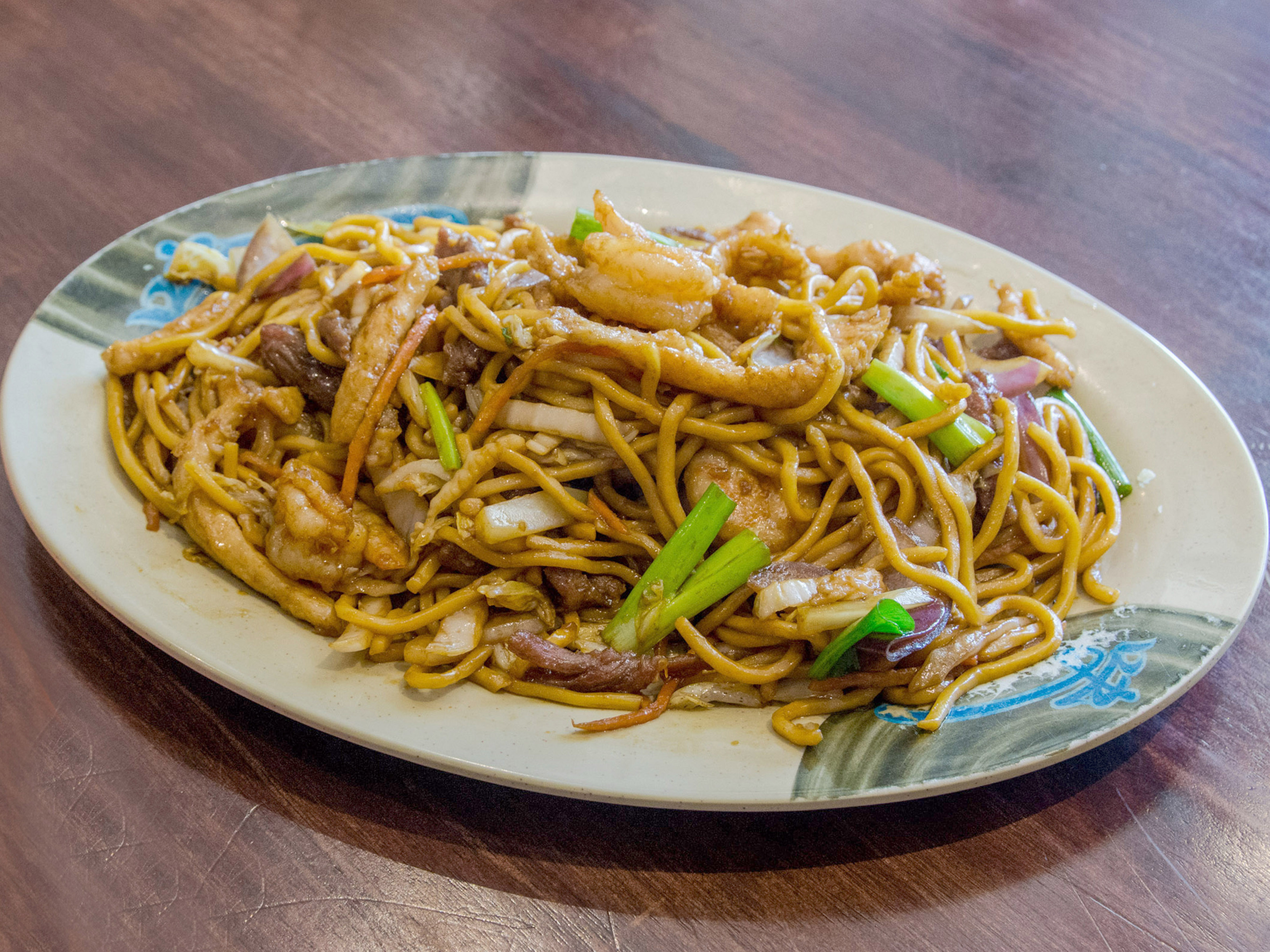 Order 49. Combination Lo Mein food online from Hunan Cafe store, Gaithersburg on bringmethat.com