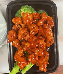 Order General Tso's Chicken food online from Asian Taste store, Baltimore on bringmethat.com