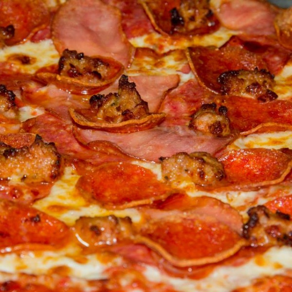 Order Meat Supreme Pizza food online from Papa Ray Pizza store, Daly City on bringmethat.com
