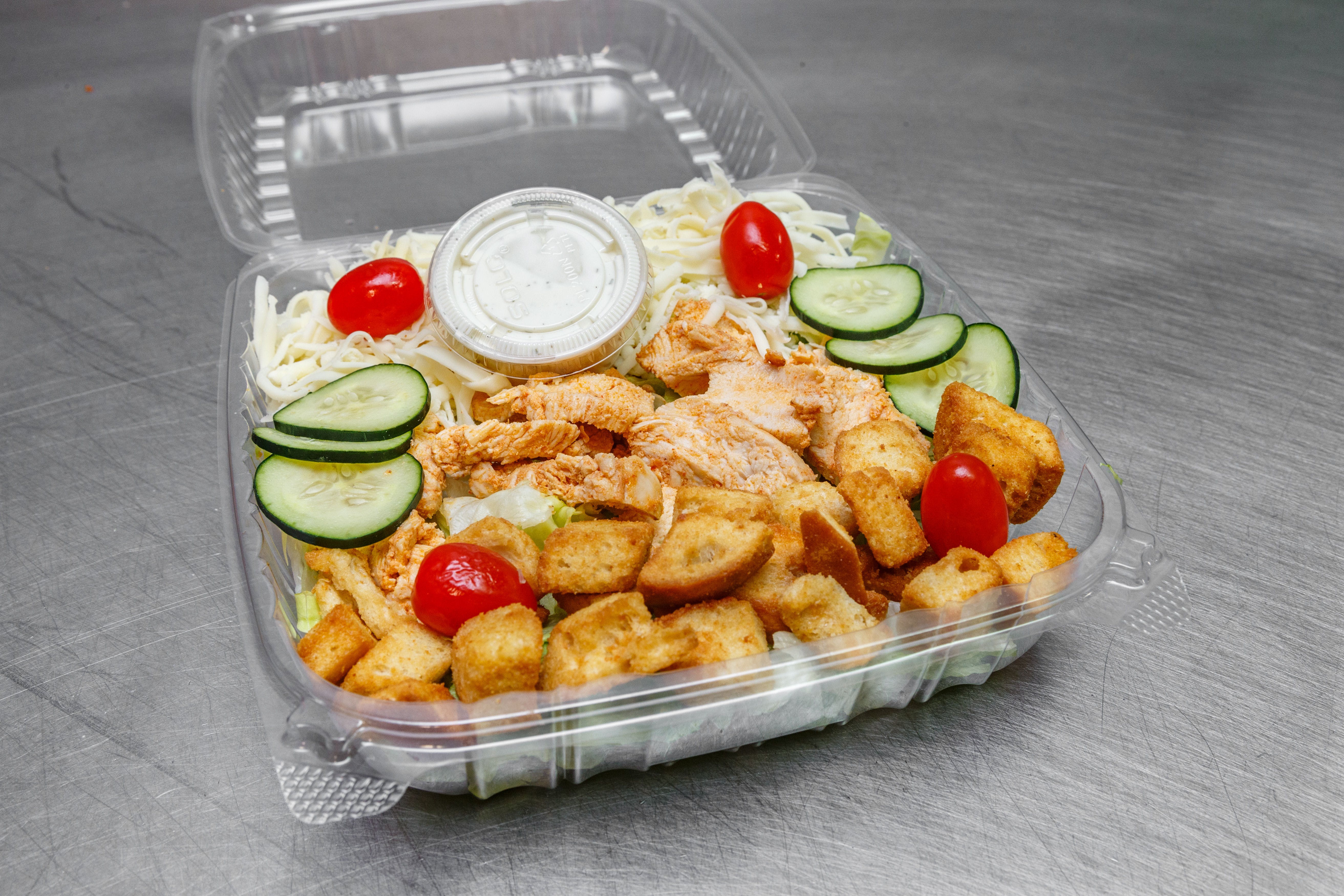 Order Chicken Salad - Salad food online from Pizza DeCasa store, Coraopolis on bringmethat.com
