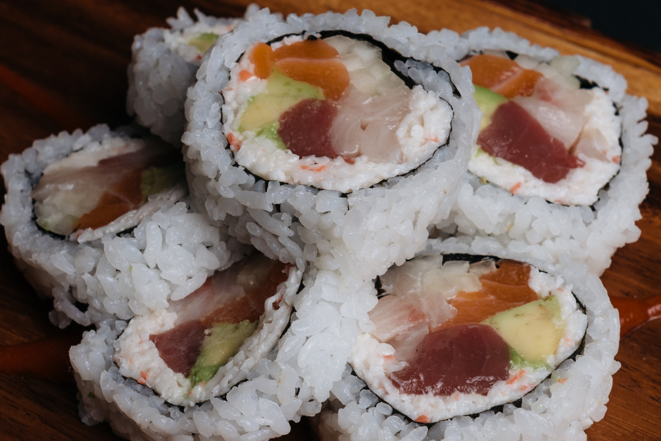 Order Pacific Roll food online from Oji Sushi And Sake Bar store, Pasadena on bringmethat.com