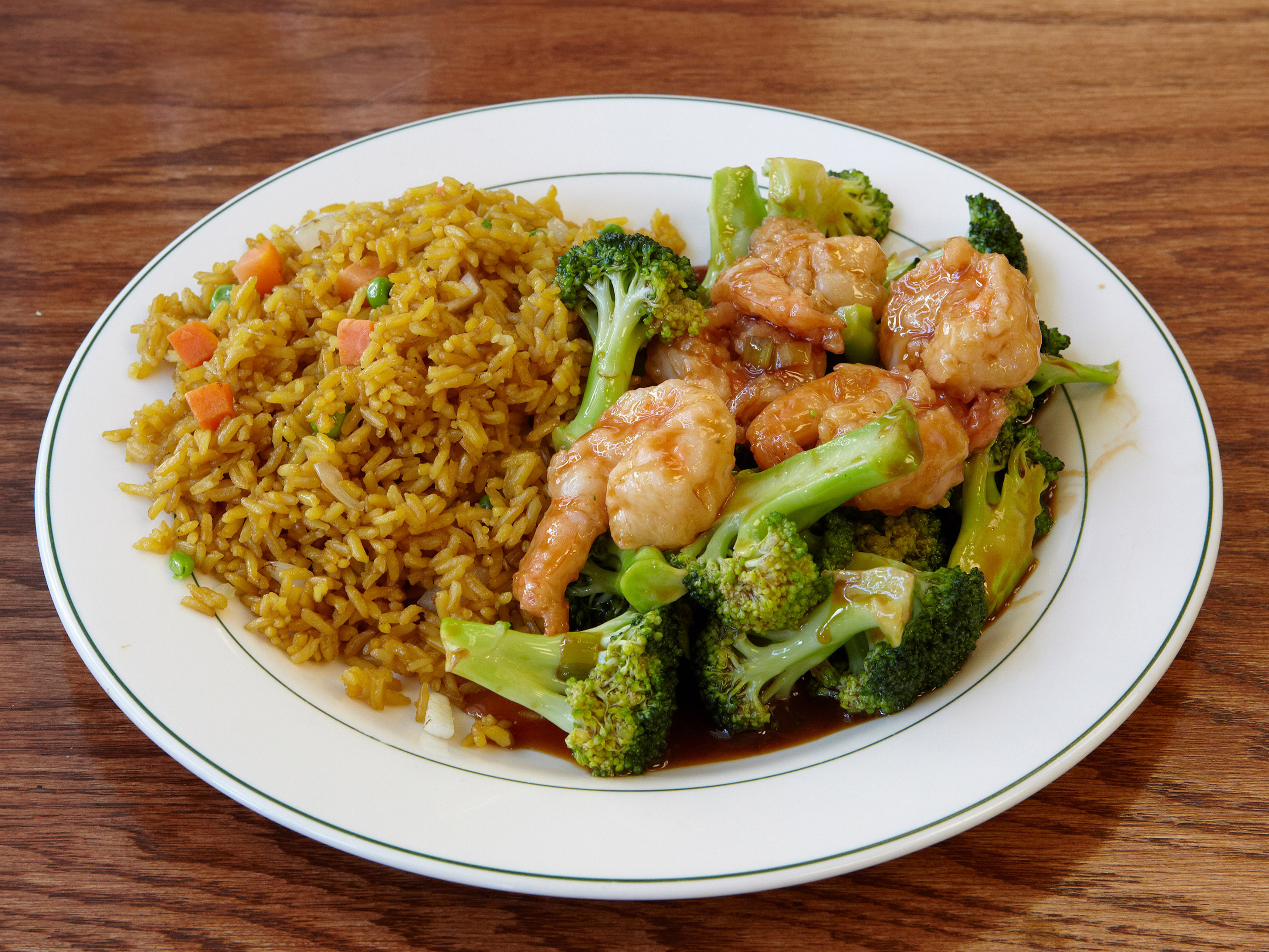 Order 19. Shrimp with Broccoli Combo Platter food online from Hong Kong Stir Fry store, Fairview on bringmethat.com