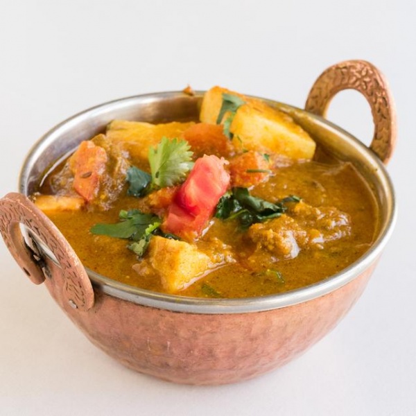 Order Chicken Curry food online from Himalayan tandoori & curry house store, Berkeley on bringmethat.com