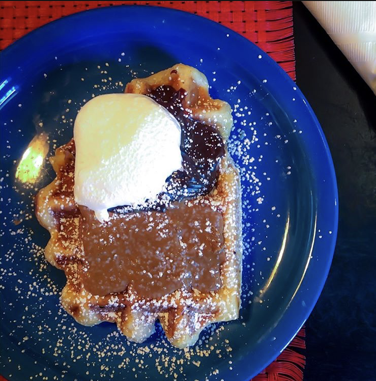 Order S'mores Waffle food online from Shaky Alibi store, Los Angeles on bringmethat.com