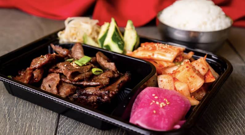 Order Beef & Vegetable with Rice food online from Korean Village Restaurant store, San Francisco on bringmethat.com