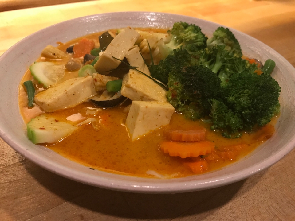 Order PANANG CURRY food online from Kin sushi & thai cuisine store, Chicago on bringmethat.com