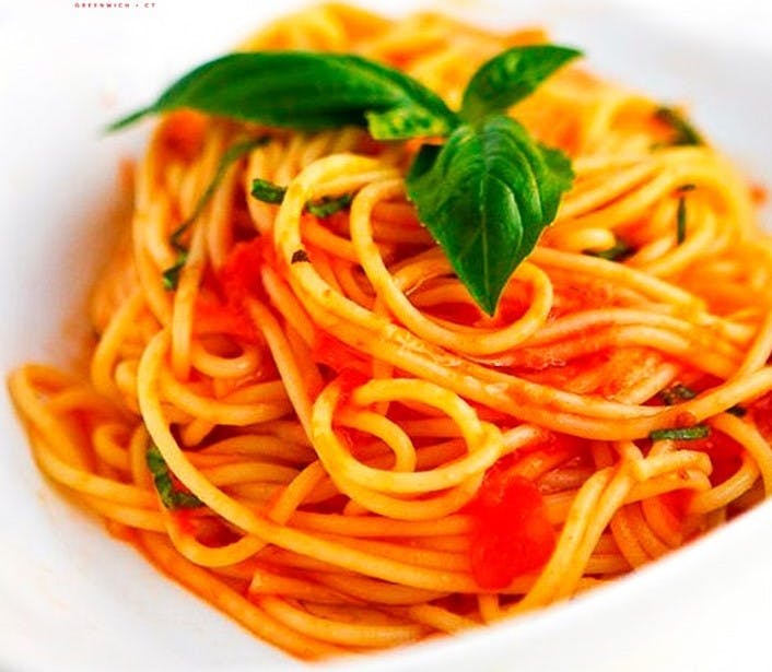 Order Pasta with Pomodoro Sauce Lunch - Lunch food online from Bella Nonna Pizza Restaurant store, Greenwich on bringmethat.com