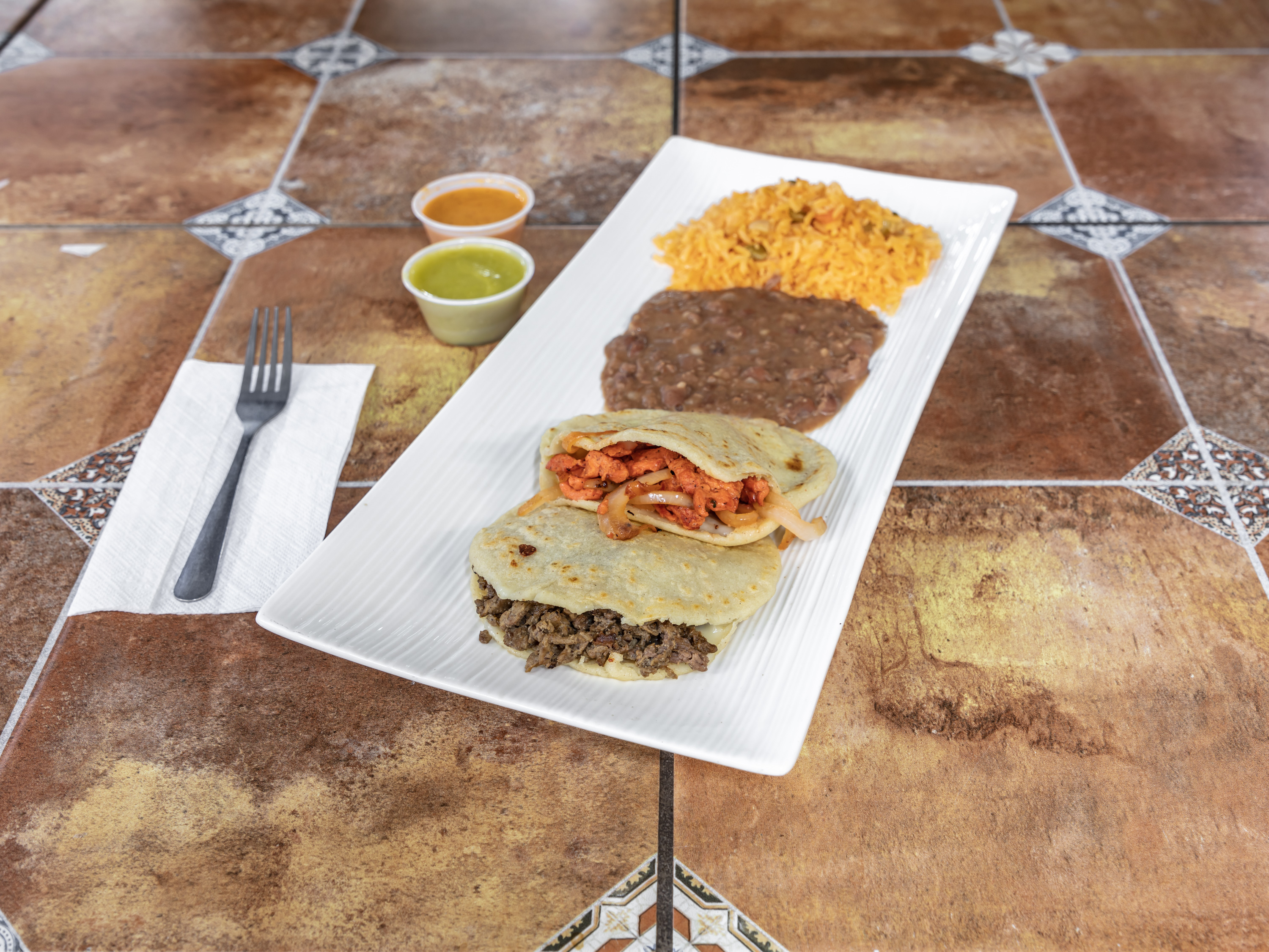 Order Gordita Plate food online from Tito Meat Market & Taqueria store, Balch Springs on bringmethat.com