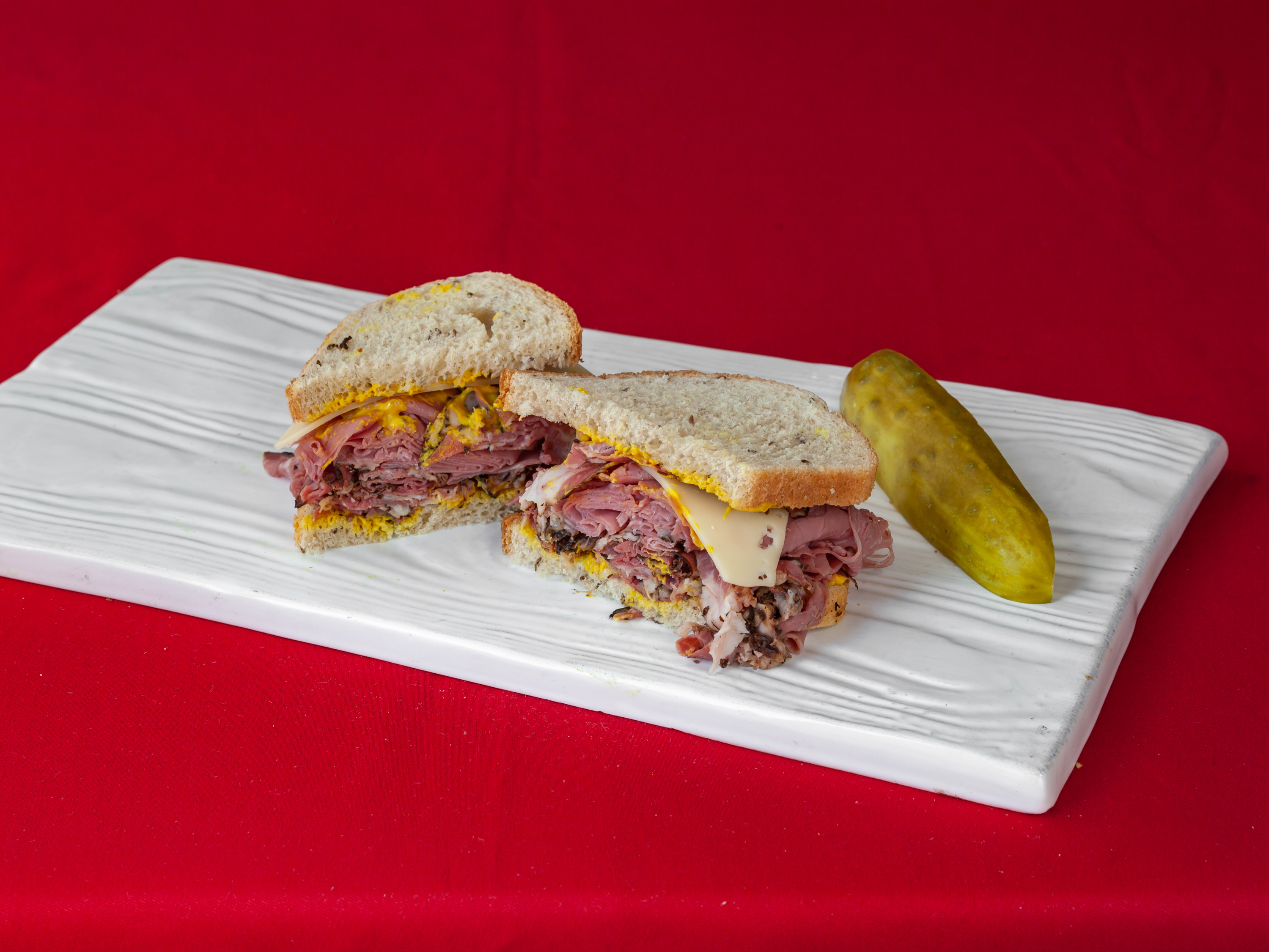Order Hot Corned Beef and Hot Pastrami Sandwich food online from Morry's Deli store, Chicago on bringmethat.com