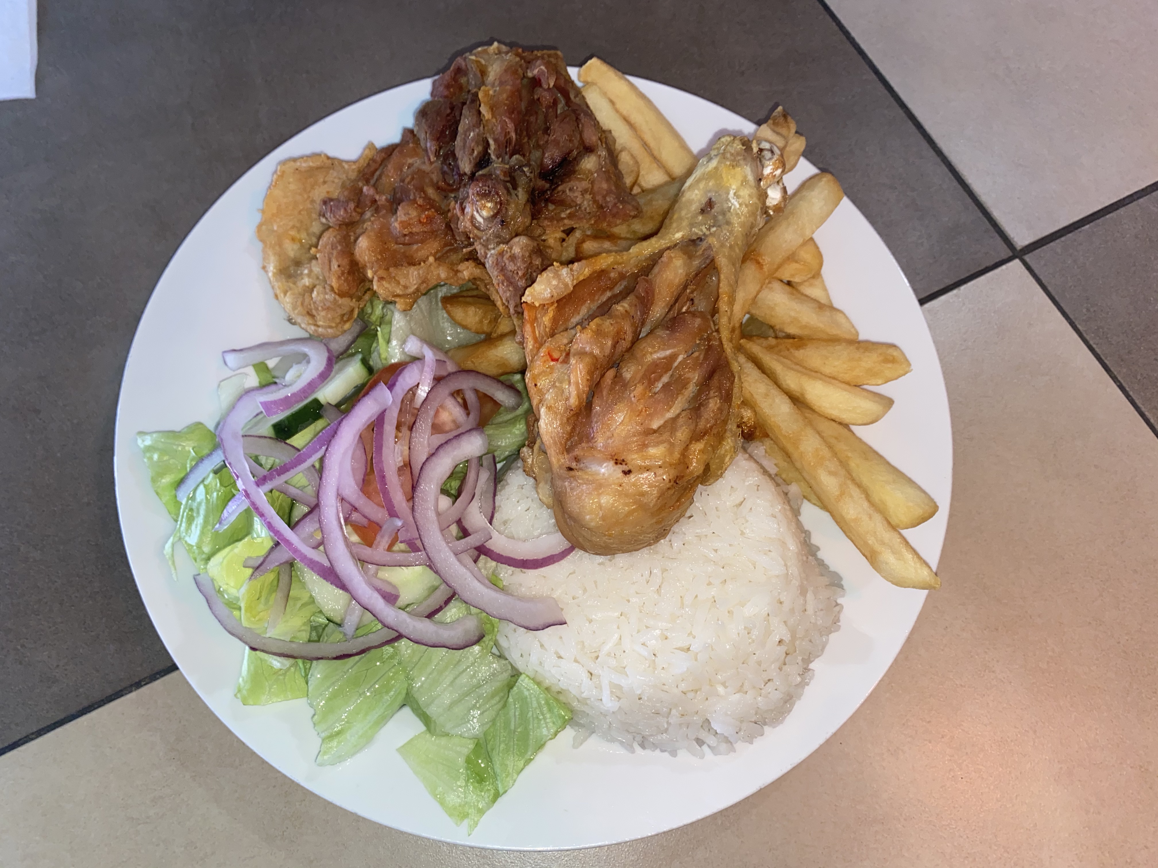Order Pollo Frito food online from Fusion Cafe Bar & Grill store, Norwalk on bringmethat.com