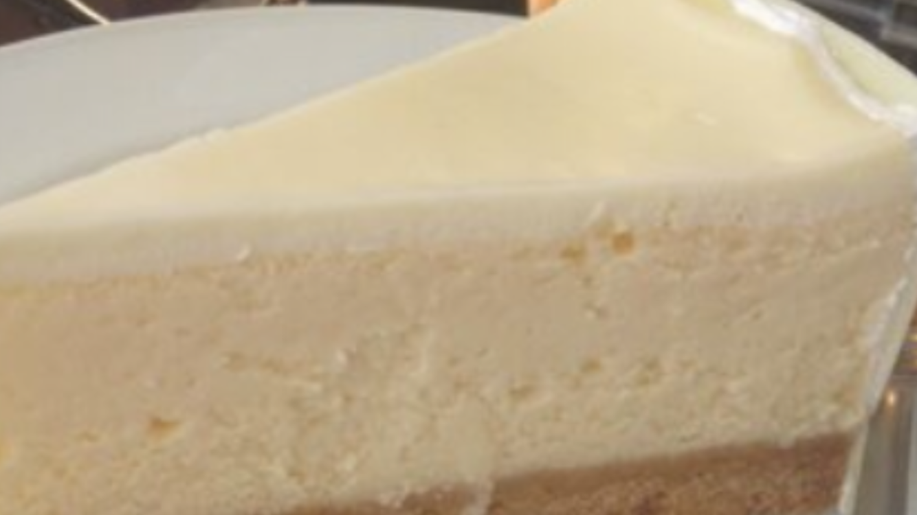 Order Classic New York Style Cheesecake  food online from The Dish Thai Fusion Cuisine store, Studio City on bringmethat.com