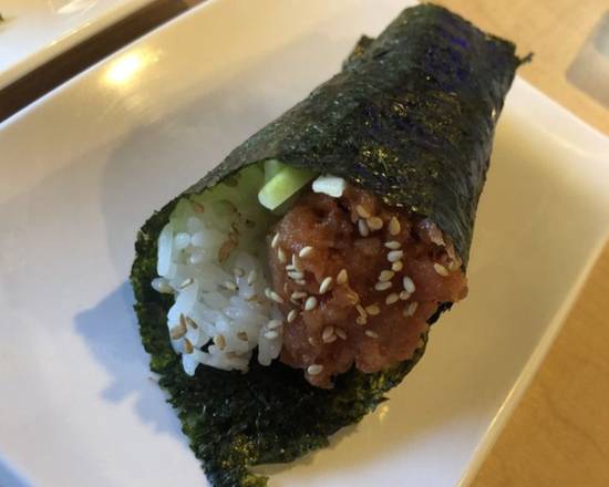 Order Spicy Tuna Hand Roll food online from Kin Sushi store, Laguna Hills on bringmethat.com