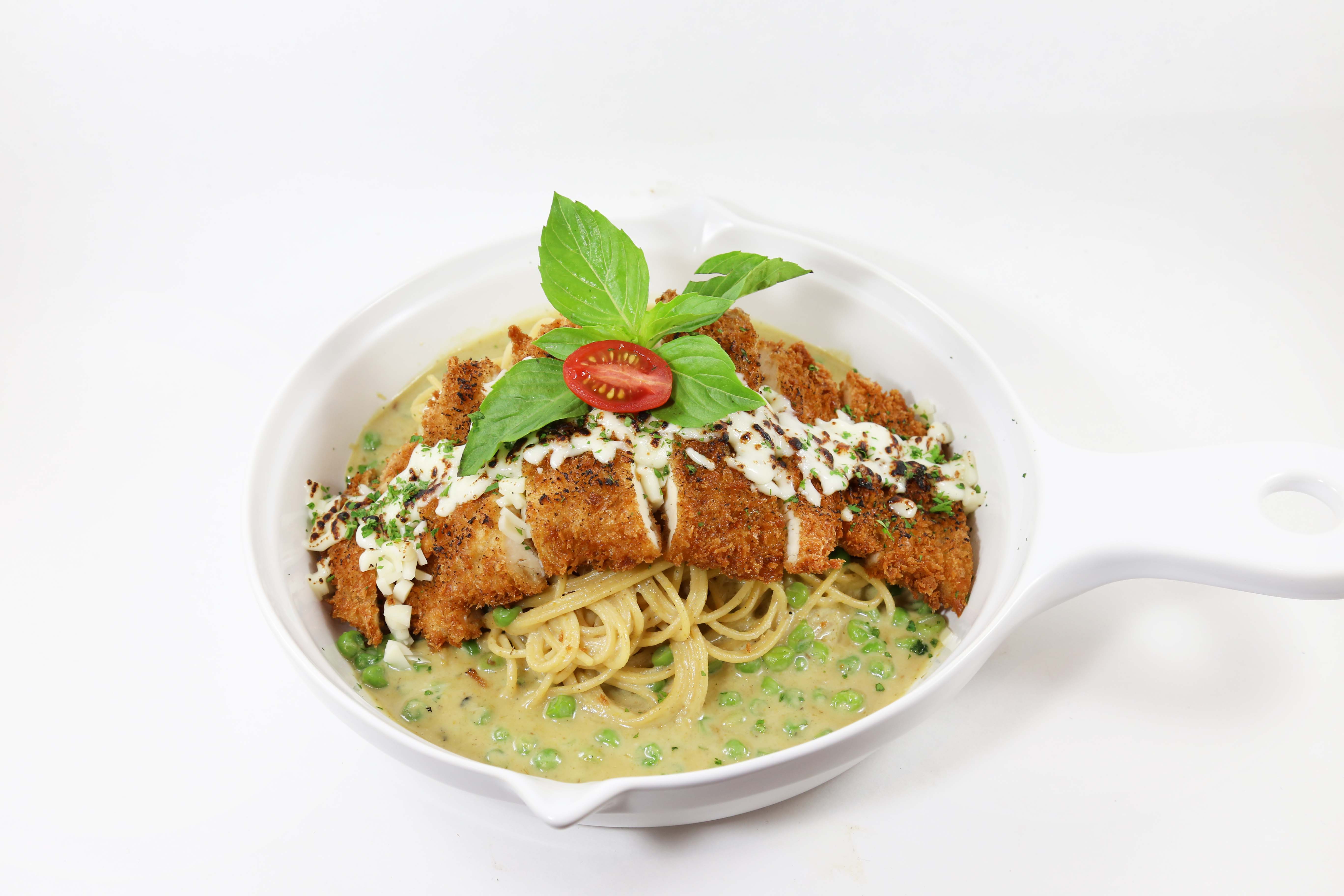 Order 61. Spaghetti Green Curry with Crispy Battered Chicken food online from Eto'O Modern Asian Cuisine store, Chicago on bringmethat.com