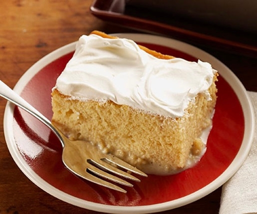 Order Tres Leches food online from Delicias Del Jireh Peruvian Kitchen store, White Plains on bringmethat.com