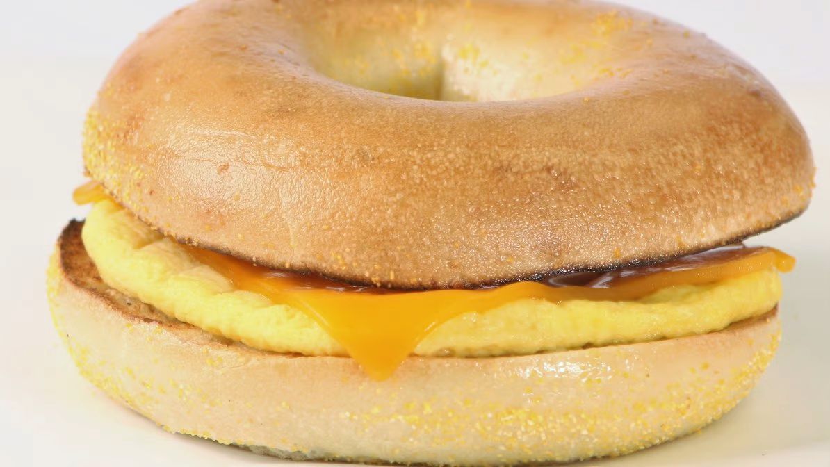 Order Egg and Cheese Sandwich Breakfast food online from The Great American Bagel store, Morton Grove on bringmethat.com