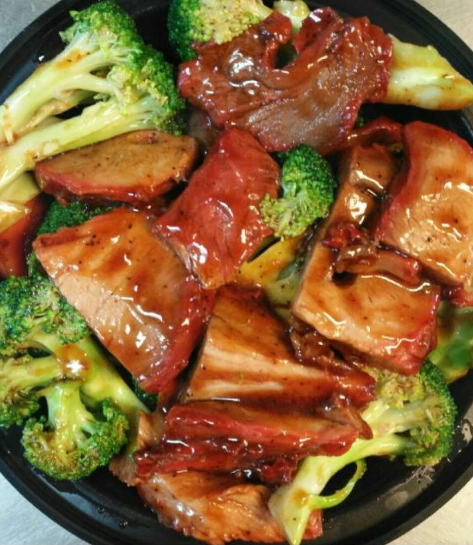 Order 78. Roast Pork with Broccoli food online from China Chef store, Edison on bringmethat.com