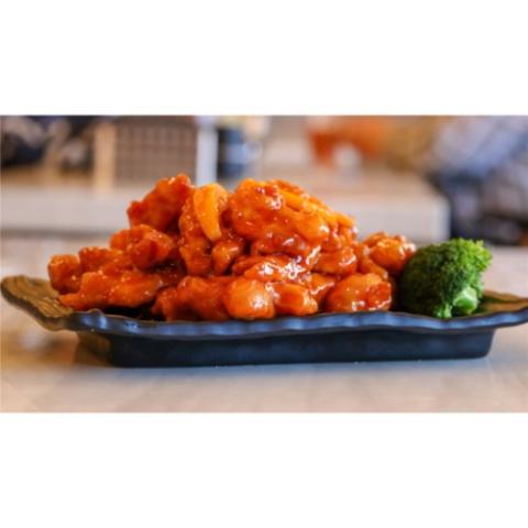 Order Orange Chicken food online from Noodles & Dumplings store, El Paso on bringmethat.com