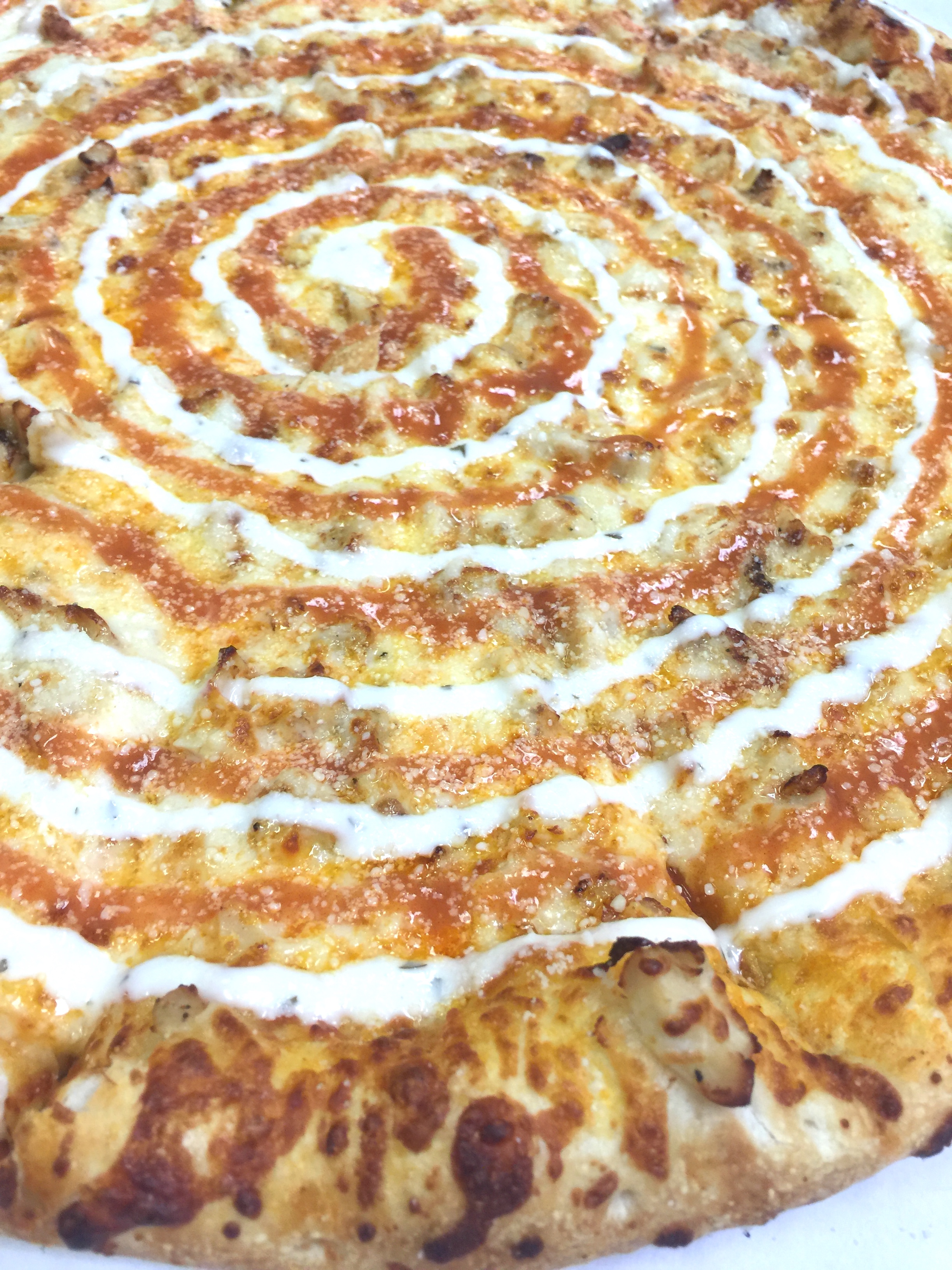 Order Buffalo Chicken Round Pizza food online from Toarmina Pizza store, Madison Heights on bringmethat.com