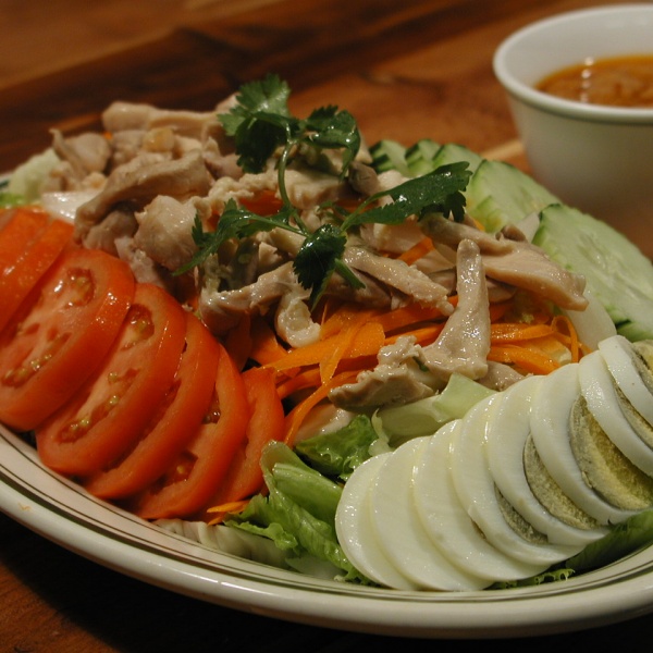 Order 18. House Salad food online from Khun Dang Rest store, North Hollywood on bringmethat.com