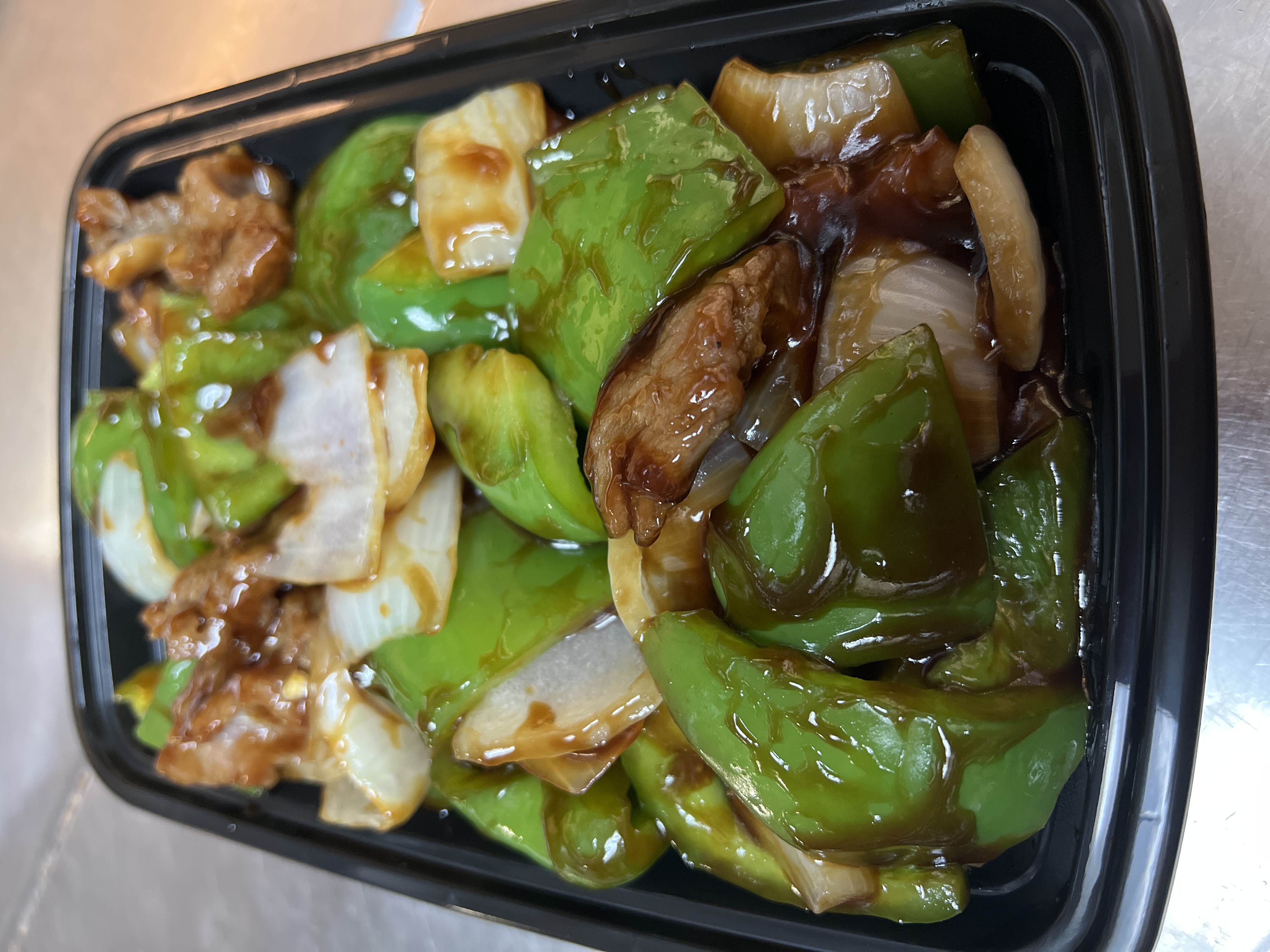 Order Pepper Steak with Onion food online from Wai Wai House store, Providence on bringmethat.com