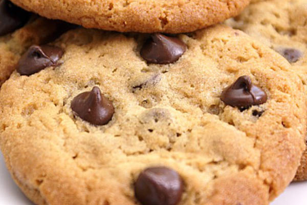 Order Chocolate Chip Cookies food online from Everlicious Llc store, Scottsdale on bringmethat.com