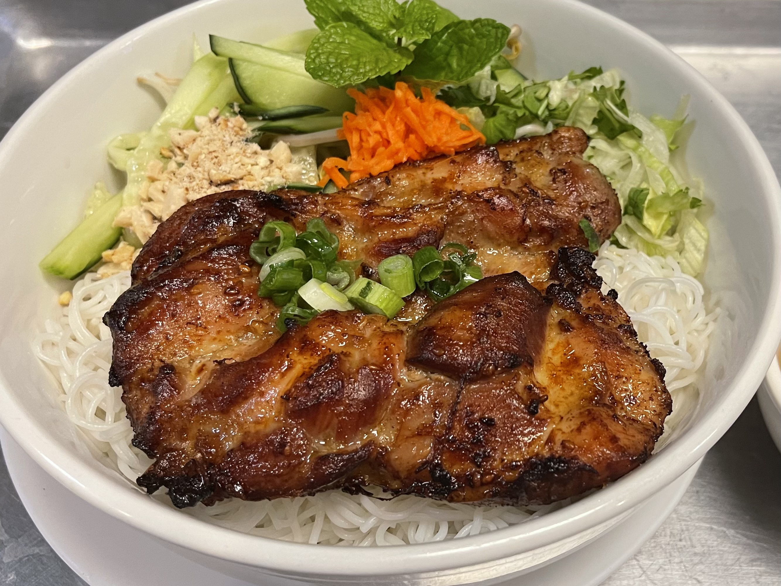 Order Vermicelli with grilled chicken  food online from Pho A.V. store, Phoenix on bringmethat.com