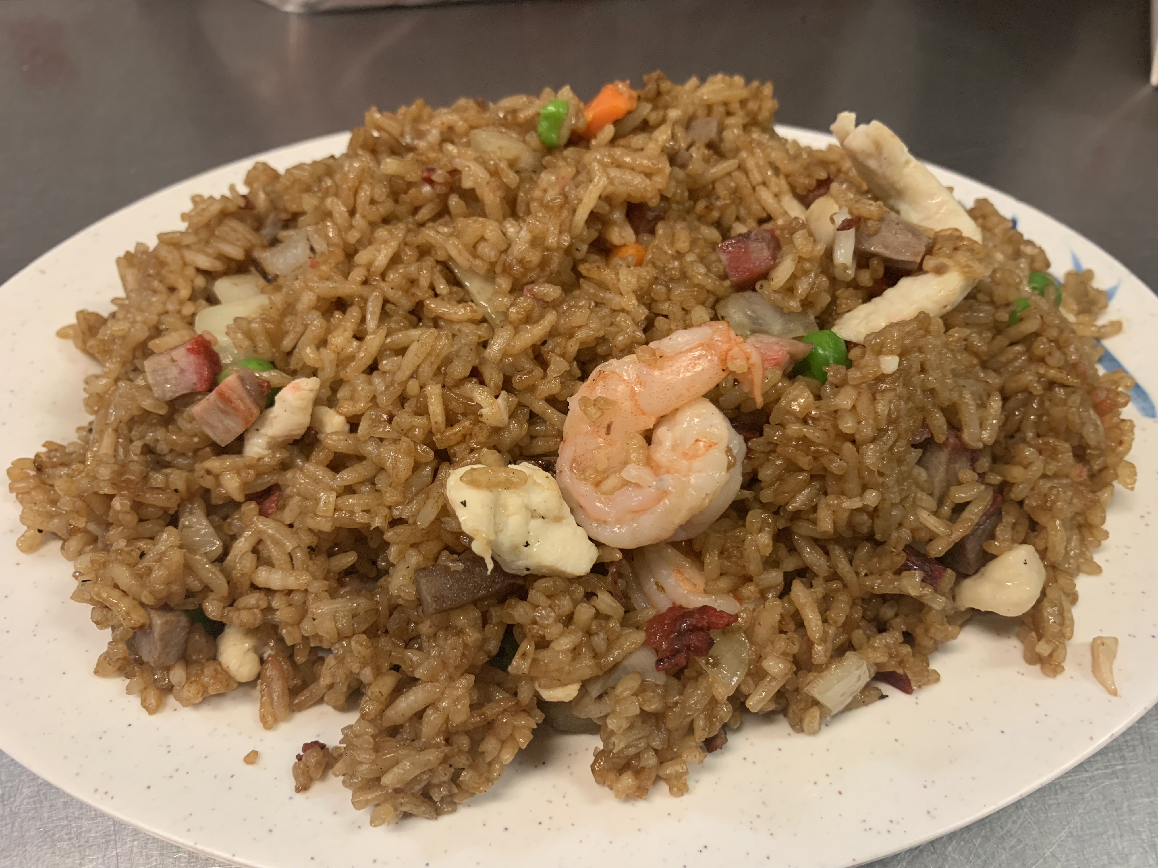Order 16. House Special Fried Rice food online from Tsing Tao Chinese Cuisine store, Mesa on bringmethat.com
