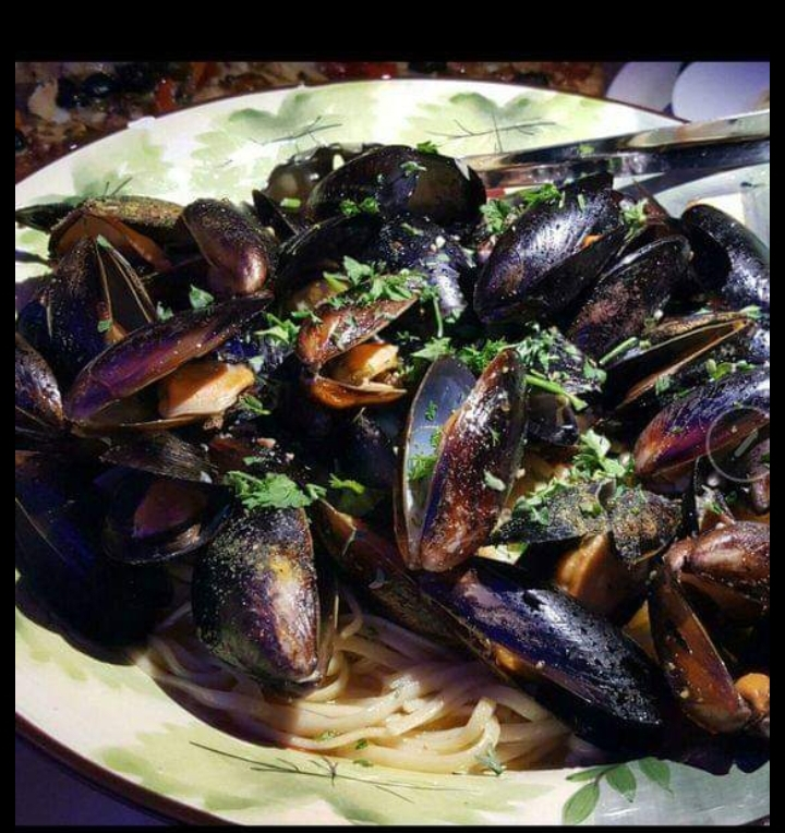 Order Uncle Pasquale Greco Mussels food online from My Mother House Italian Restaurant store, Las Vegas on bringmethat.com