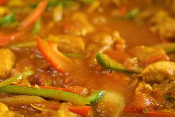 Order Chicken Jalfrezi food online from The Royal Indian Cuisine store, Philadelphia on bringmethat.com