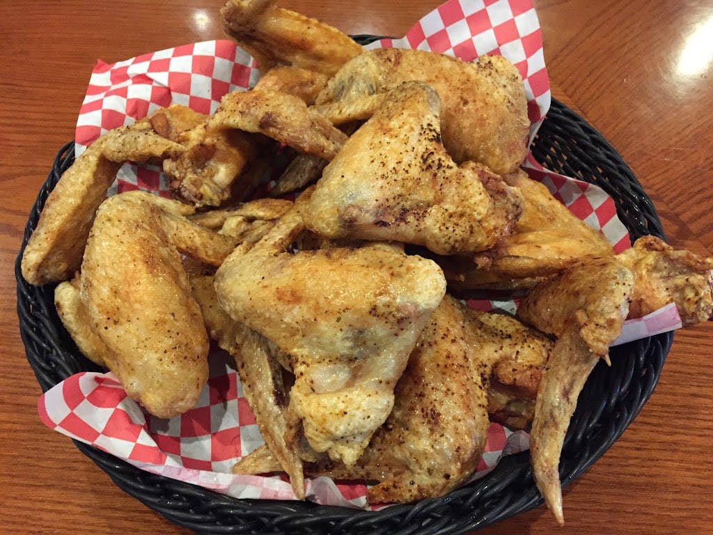 Order Chicken Wings - 8 Pieces food online from Fat Daddy Bar & Grill store, Alexandria on bringmethat.com