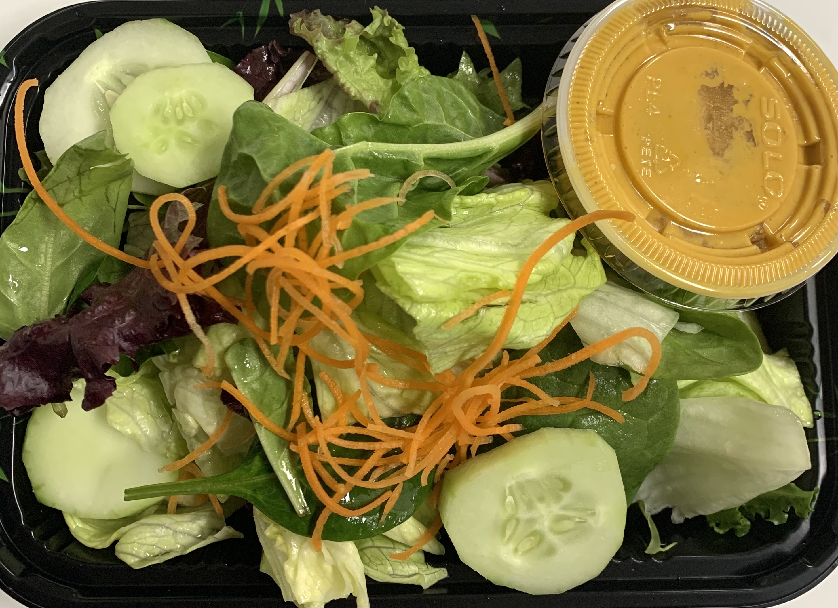 Order Green Salad food online from Musashi Asian Cuisine store, Brooklyn on bringmethat.com