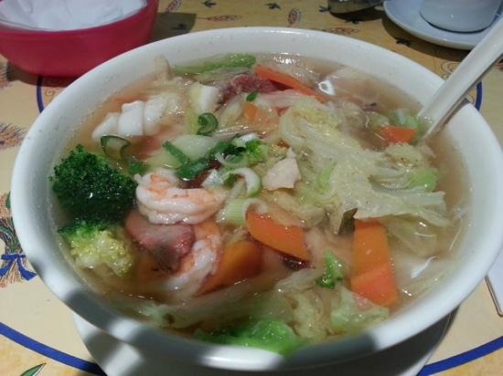 Order 22. House Special Soup food online from Boulevard Chinese Restaurant store, Elmwood Park on bringmethat.com